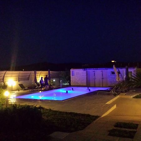 Pavlic Apartments Betina  Luaran gambar