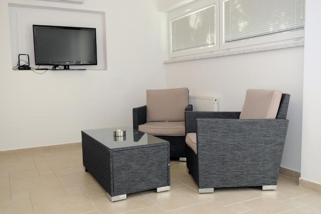 Pavlic Apartments Betina  Bilik gambar